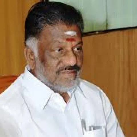 சர்வ அமாவாசை.. கவிழ்ந்த வேன்..! கலக்கத்தில் ஓ.பன்னீர்செல்வம்