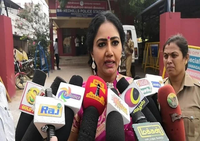 `மன்னிப்புக் கேட்டுவிட்டார்’ - நடிகர் சண்முகராஜன் மீதான புகாரைத் திரும்பப் பெற்ற நடிகை ராணி!