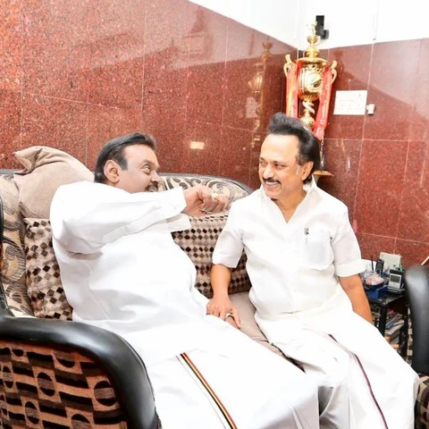 `கலைஞர் மறைந்தபோது கண்கலங்கியதை என்னால் மறக்க முடியாது!' - விஜயகாந்த் குறித்து நெகிழ்ந்த ஸ்டாலின்
