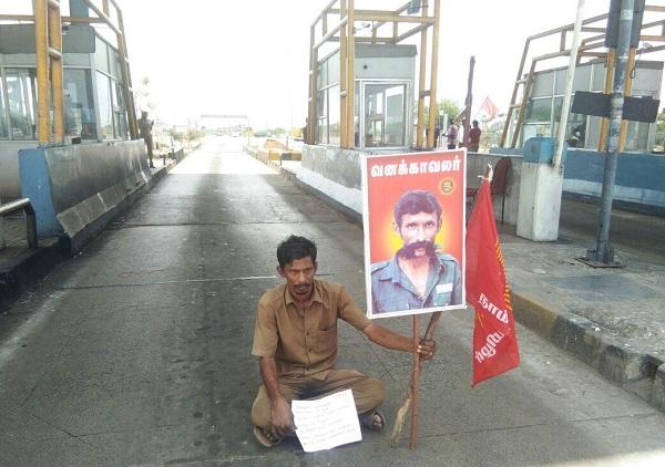 காவிரி பிரச்னைக்காக தனி மனிதர்கள் செய்யும் நூதனப் போராட்டங்கள்... அனல் பறக்கும் திருச்சி..!