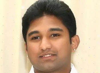விவேக் ஜெயராமன்... ஜெயலலிதாவின் 'புதிய செல்லப்பிள்ளை'!