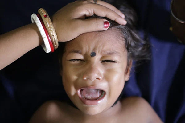 இதயத்தில் துளை... உயிருக்குப் போராடும் 2 வயது சிறுவன்! Sponsored Content