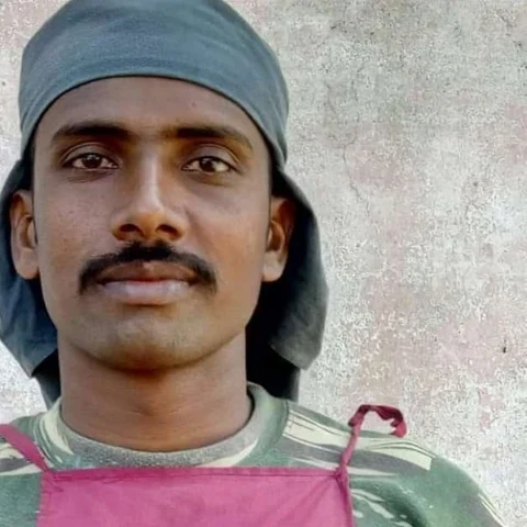 `என் குடும்பத்து குலசாமி எங்கள விட்டுப் போயிட்டான்!'- சுப்பிரமணியனின் தந்தை கண்ணீர்