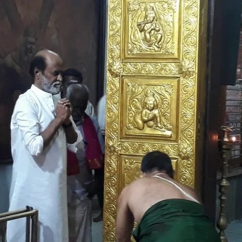 ராகவேந்திரா மடத்தில் நடிகர் ரஜினிகாந்த் தரிசனம்!