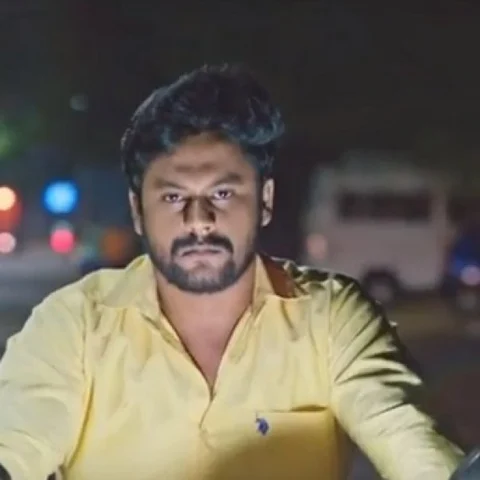 `படுத்தி எடுக்காதீங்க... என்பதுதான் உங்களுக்கான பதில்!' - 'அலைபேசி' படம் எப்படி?