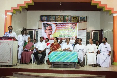 தமிழர்கள் பேச்சு வெறும் வாய்ஜாலங்கள்தான்: பழ.நெடுமாறன் காட்டம்