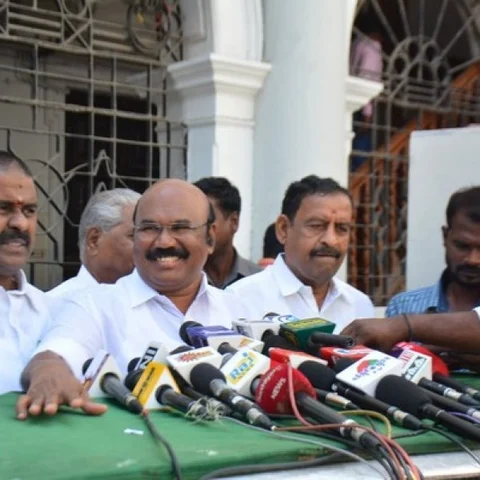 பிரதமர் சந்திக்க மறுக்கிறாரா? - அமைச்சர் ஜெயக்குமார் விளக்கம்
