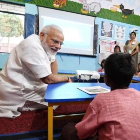 ``பையன் பப்ஜி விளையாடுறானா?’’ - பெற்றோருக்கு மோடி சொன்ன அட்வைஸ்!