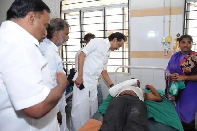 ஆர்.கே.நகர் இடைத்தேர்தல்: போலீஸார் மீது மு.க.ஸ்டாலின் பகீர் குற்றச்சாட்டு!