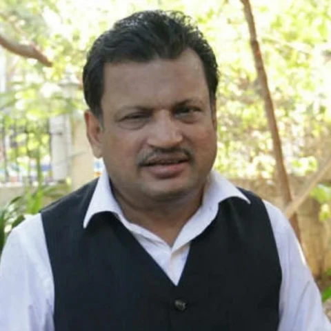 கறார் வசூல், ரஜினி மீது வழக்கு, சிறையில் சித்ரவதை... யார் இந்த போத்ரா?
