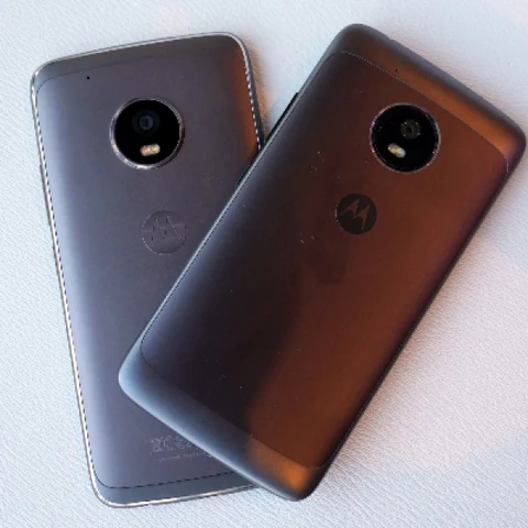 வெளியானது Moto G5 Plus... வர்லாம் வர்லாம் வா...
