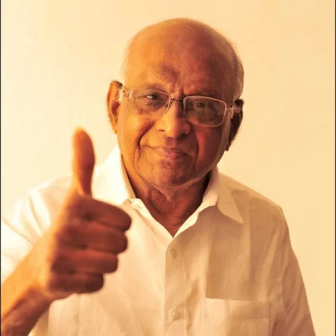 "ஒரேநாளில் ரஜினி - கமல் படங்கள்... இரண்டும் வெள்ளிவிழா வெற்றி!" - எஸ்.பி.முத்துராமன் ஷேரிங்ஸ்