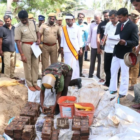 வெடிகுண்டுகள் கைப்பற்றப்பட்ட பகுதியில் ராமேஸ்வரம் நீதிபதி நேரில் ஆய்வு!