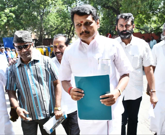 செந்தில் பாலாஜி மூலம் ஆட்சிக்கு செக்- திட்டத்தில் தி.மு.க!