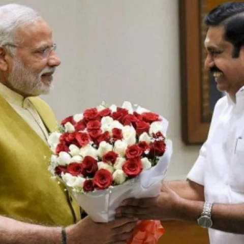 அ.தி.மு.க-வுடன் இணக்கம்: மோடி சென்னை வருகையின் நோக்கம் என்ன?