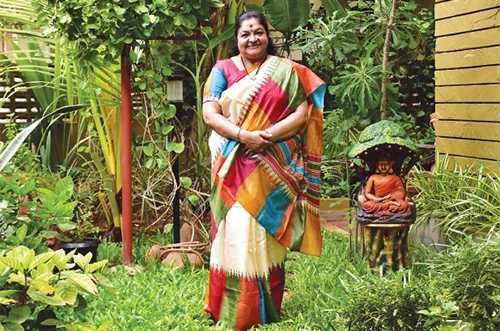 தொழிலும் எழிலும்: அவள் விகடனின் பக்குவமான 12 கட்டுரைகள்!