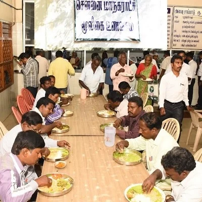 பதினைந்து ரூபாயில் பசியாறலாம்...ரிப்பன் மாளிகையில் ஒரு மூலிகை அட்சய பாத்திரம்!