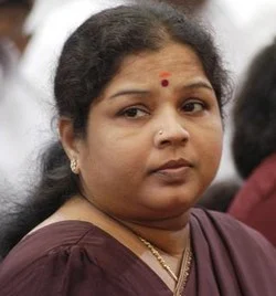 விவேக் ஜெயராமன்... ஜெயலலிதாவின் 'புதிய செல்லப்பிள்ளை'!