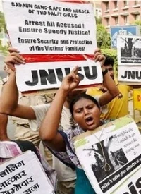 உ.பி. பலாத்காரம்: விஸ்வரூப மத்திய அரசு... விழி பிதுங்கும் அகிலேஷ் யாதவ்!