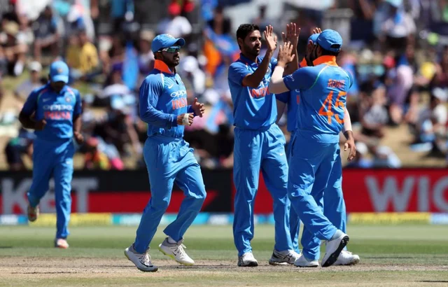 `ஷமி வேகம்; டெய்லர் நிதானம்’ - தொடரை வெல்ல இந்திய அணிக்கு 244 ரன்கள் இலக்கு!