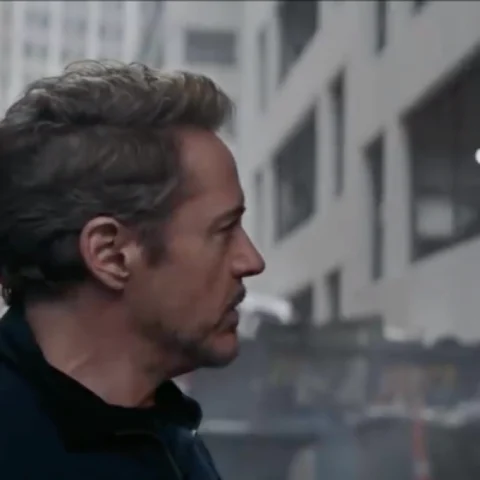 தானோஸ் vs அயர்ன்மேன், கேப்டன் அமெரிக்கா & தோர்... `வாவ்' #AvengersEndGame புதிய டிரெய்லர்!