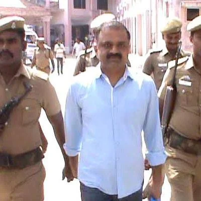 கோபால் கோட்சேவுக்கு ஒரு நீதி... பேரறிவாளனுக்கு ஒரு நீதியா...?