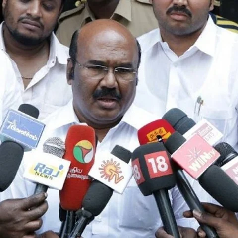 `கனவு உலகிலாவது ஸ்டாலின் மகிழ்ச்சியாக இருந்தால் நல்லது' - ஜெயக்குமார் கிண்டல்!