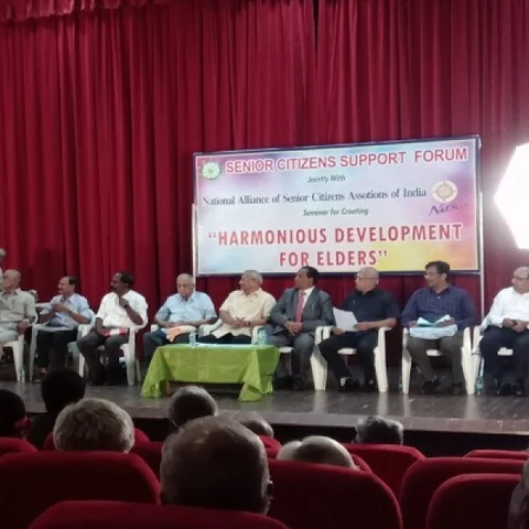 `எனக்குக் கோபம் வந்திருந்தால் காதலித்த என் மகனைக் கொன்றிருப்பேன்!'- உணர்ச்சிவசப்பட்ட முன்னாள் ஐஏஎஸ்
