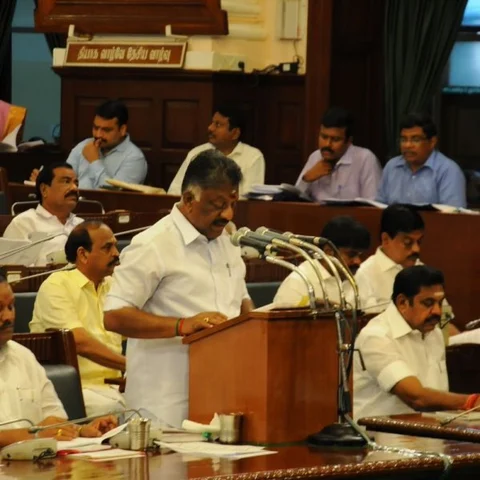 தமிழக பட்ஜெட் 2019-20 : டாஸ்மாக் கடைகள் குறைப்பு; பள்ளி மாணவர்கள் எண்ணிக்கை அதிகரிப்பு! #TNBudget2019 #LiveUpdates
