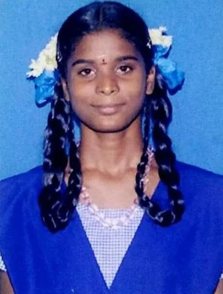 நீட் தேர்வு தோல்வி..! தற்கொலை செய்து கொண்ட மாணவி