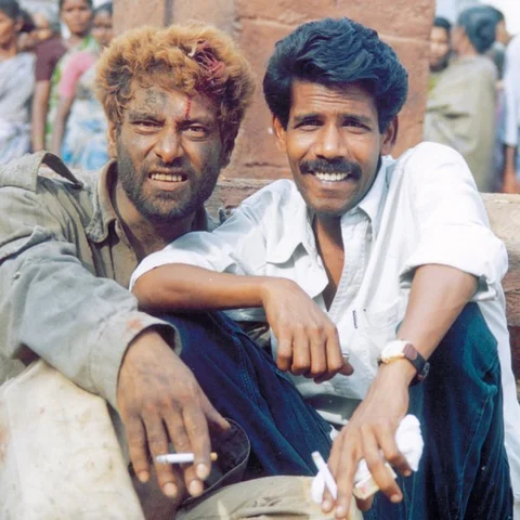 ``60 ஆயிரத்துல பாதி உங்களுக்கு, மீதி எனக்கு... இதுதான் விக்ரம்!" - #HBDVikram