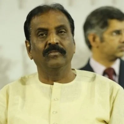 கலைத்துறையில் ஜெயலலிதா பதித்த தடங்கள் அழகானவை; அழியாதவை- வைரமுத்து இரங்கல்