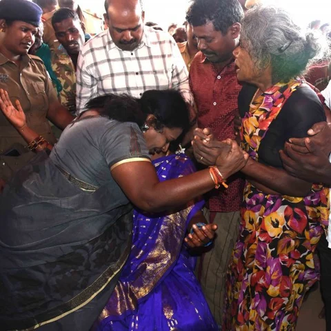 'நீங்கள் சிந்தும் ஒவ்வொரு துளிகளுக்கும் ராணுவம் பதிலடி கொடுக்கும்' - தமிழிசை காட்டம்