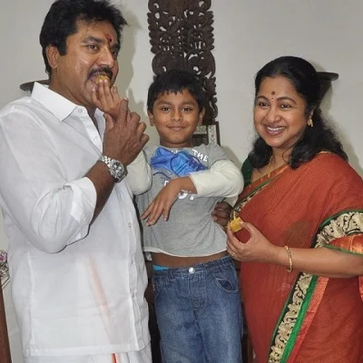 குழந்தை வளர்ப்பு பற்றி என்ன சொல்கிறார் ராதிகா சரத்குமார்!