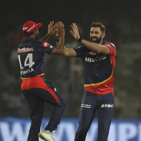`டெல்லி அணி சிறப்பான பந்துவீச்சு!’ - 143 ரன்களுடன் திருப்திப்பட்டுக் கொண்ட பஞ்சாப்