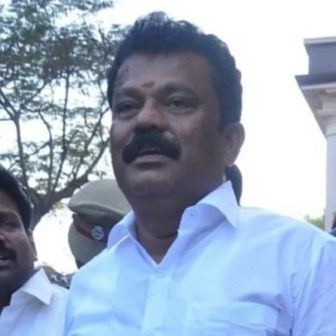 பதவி இழந்த பாலகிருஷ்ண ரெட்டி மீதான புகார் என்ன? வழக்கின் முழு விவரம்...