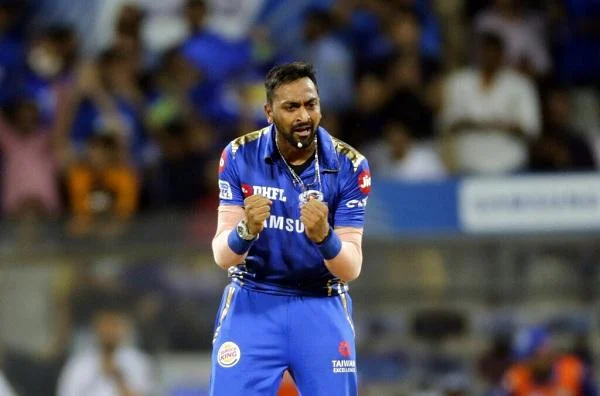 "என்ன ஏதோ வெள்ளையா உருண்டு வருது"- MIvSRH மேட்ச் ரிப்போர்ட்
