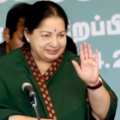 ஜெயலலிதா இல்லாத ஓராண்டு.... அரசியலை அதகளம் செய்யும் ஐவர்! #RememberingJayalalithaa
