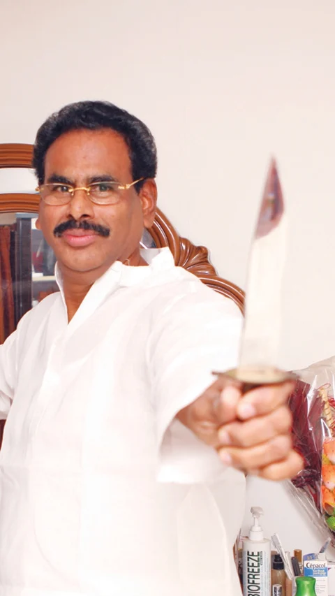 சசிகலா ஜாதகம் - 69 - வேட்பாளர் செலக்ஷன்... கலெக்ஷன்!
