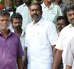 கண்ணன்கோட்டையில் 'கத்தி' வேலை...