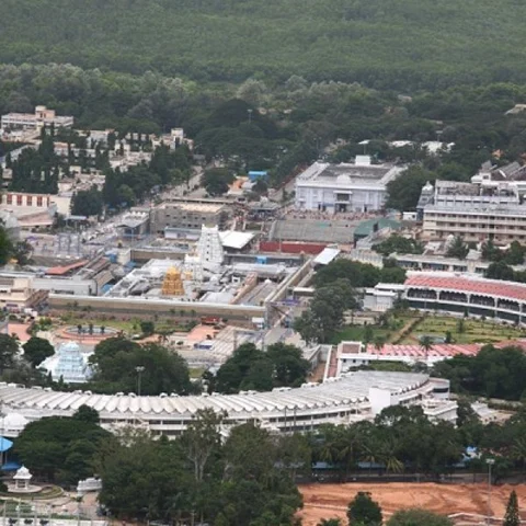 திருப்பதி பயணத்தில் அவசியம் தரிசிக்க வேண்டிய கோயில்கள்!