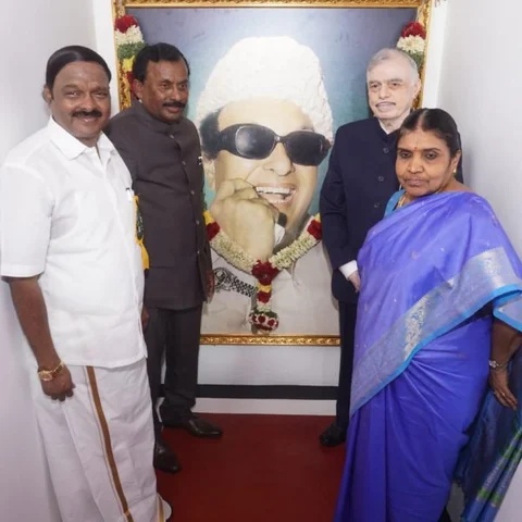 ``எம்.ஜி.ஆர் என்னை வாழ்த்தினார்" - கேரள ஆளுநர் சதாசிவம் நெகிழ்ச்சி