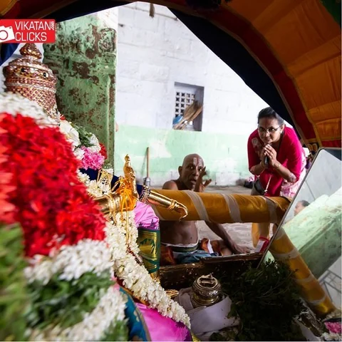 ஆழ்வார்திருநகரி நவ கருடசேவை வைபவம்... கோலாகலம்! #VikatanPhotoStory