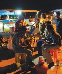 தூங்கா நகரமும்... தூங்காத பெண்களும்!