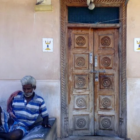 ``திருவிழாவுக்கு டிரஸ் எடுத்திருந்தோம்... இப்ப அவ பொணத்துக்கு..!’' - கதறும் பிரதீபா அண்ணன்