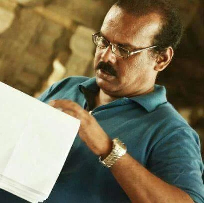 ''எந்த அடிப்படையில் பிரகாஷ்ராஜ்க்கு 'வில்லன்' விருது கொடுத்தார்கள்?''- சீறும் இயக்குநர் வெங்கடேஷ்
