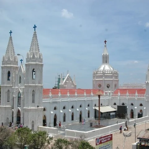 வேளாங்கண்ணி திருவிழாவுக்கு சிறப்பு ரயில் இயக்க கோரிக்கை!