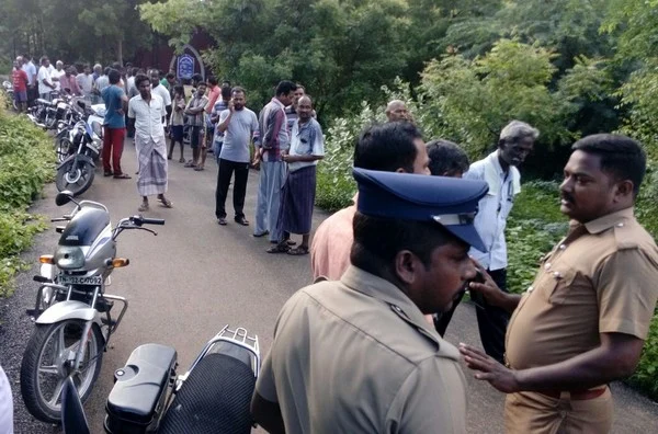 தி.மு.க. நகர செயலாளர் வெட்டிக்கொலை! - விழுப்புரத்தில் பரபரப்பு