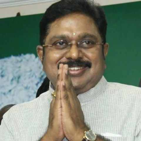 தகுதி நீக்கம் செய்யப்பட்டவர்கள் மீண்டும் போட்டி - வெளியானது அ.ம.மு.க வேட்பாளர் பட்டியல்