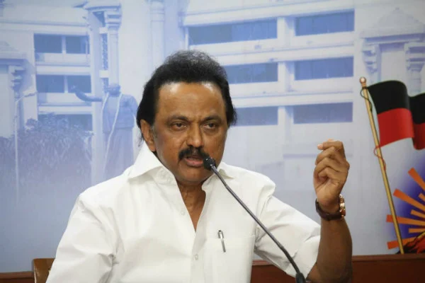 'அரசியலுக்கு வருவதும் வராததும் ரஜினியின் சொந்த விருப்பம்' - மு.க.ஸ்டாலின்